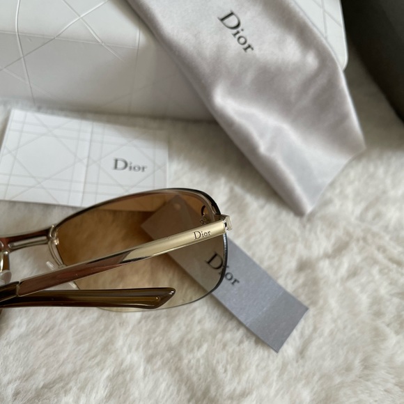 Dior Sunglasses - Picture 6 of 6